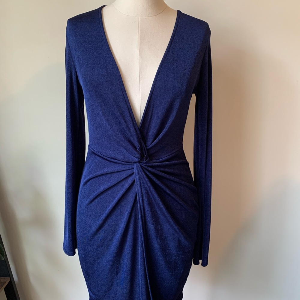 Elegant Blue Long Sleeve Dress